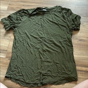 Casual Olive Green T-Shirt
